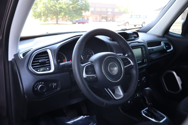 2018 Jeep Renegade Sport 4x4 | Victory Motors of Colorado