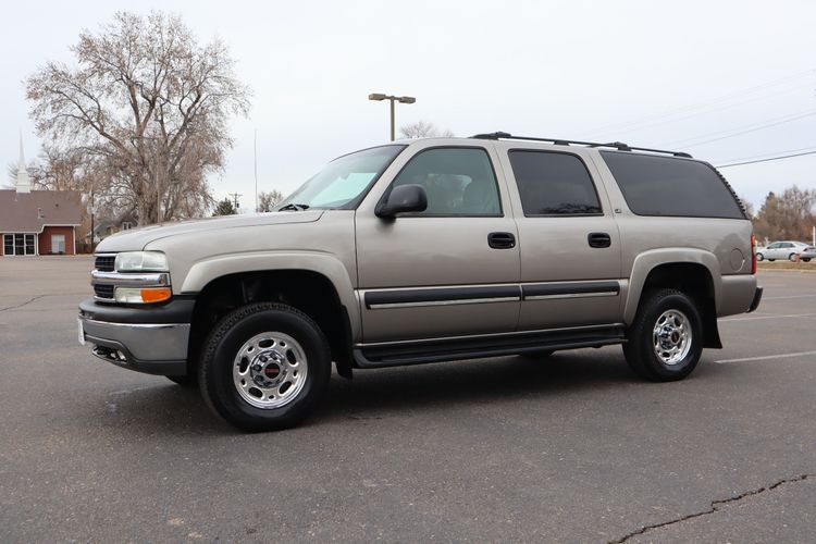 2002 Chevrolet Suburban 2500 LS | Victory Motors of Colorado