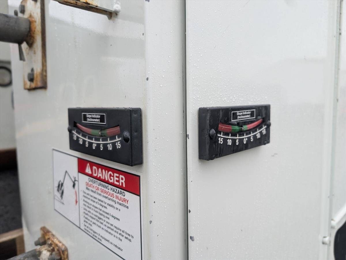 2011 International DuraStar 4300 40