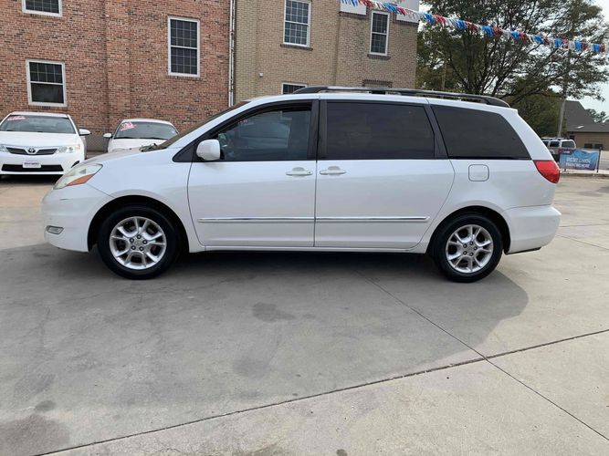 2006 Toyota Sienna XLE Limited 7 Passenger | Morgan County Motors
