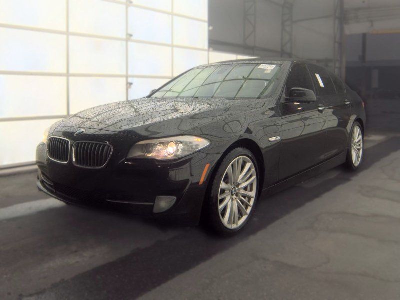 2011 BMW 550i 
