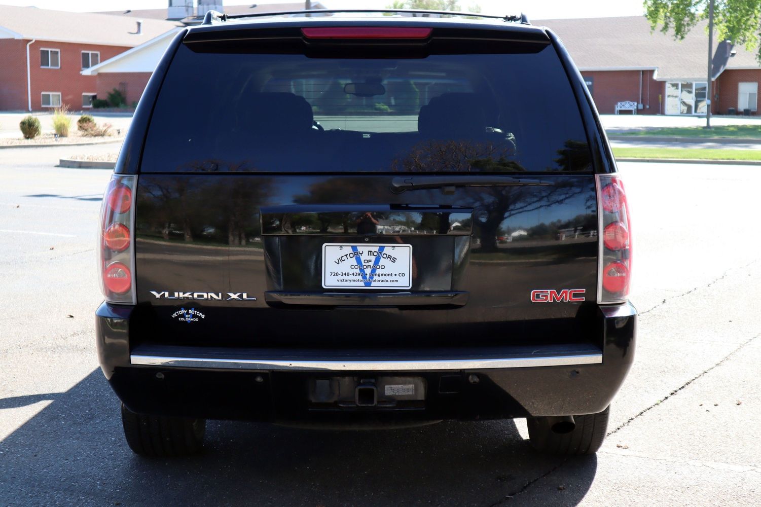 2008 GMC Yukon XL Denali | Victory Motors of Colorado