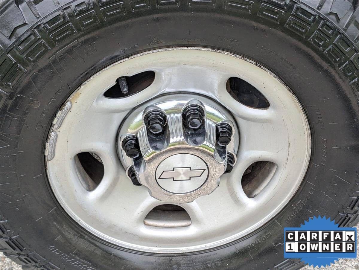 2018 Chevrolet Express 41