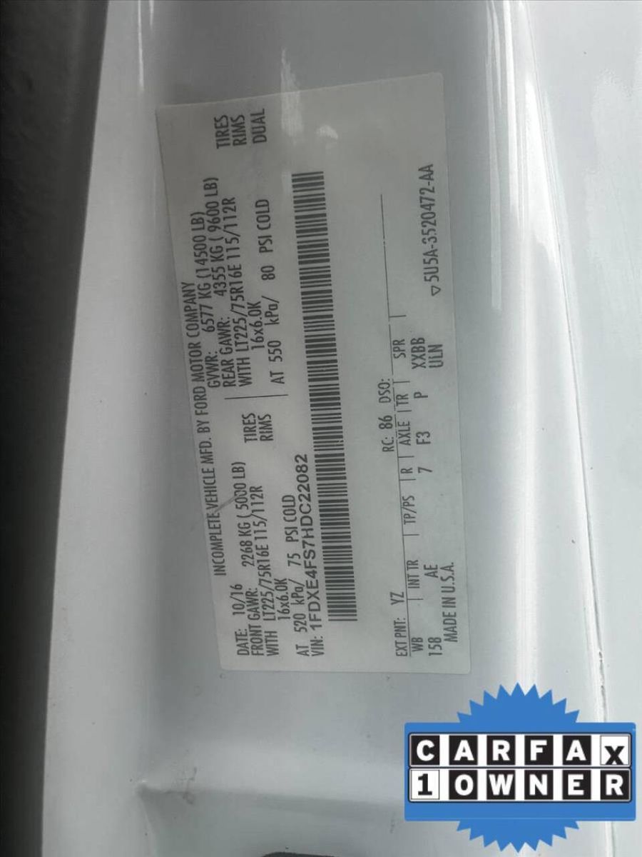 2017 Ford E-Series 15