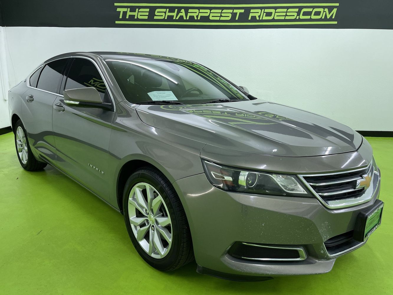 2017 Chevrolet Impala 1LT photo 2