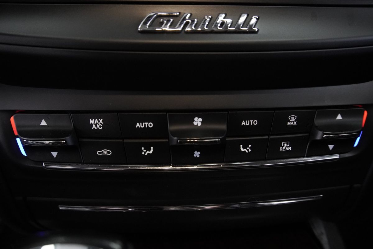 2019 Maserati Ghibli GranLusso