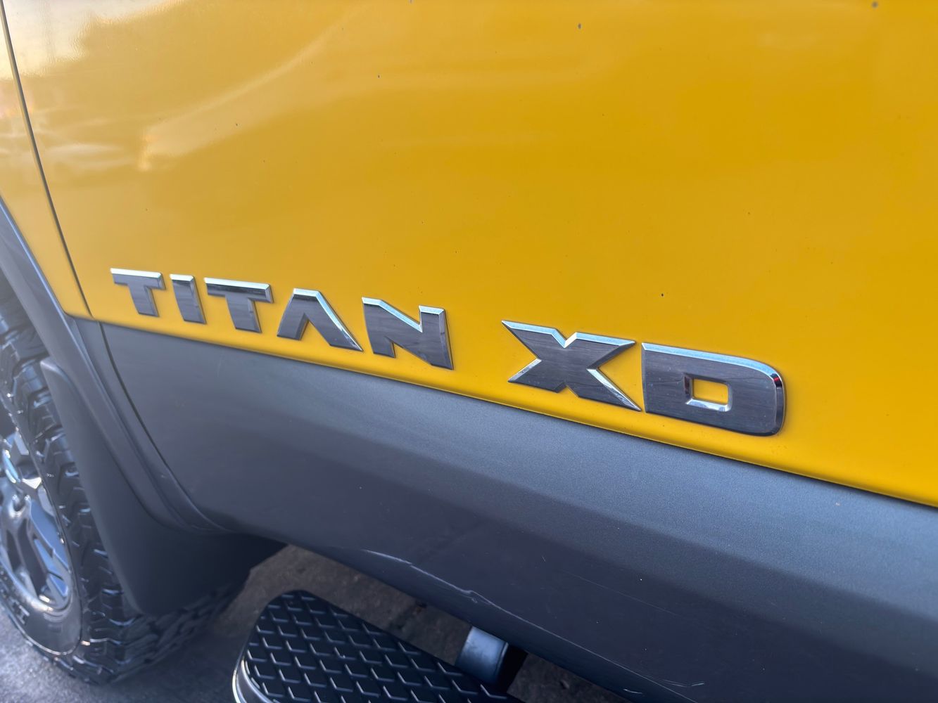 2016 Nissan Titan PRO-4X photo 11