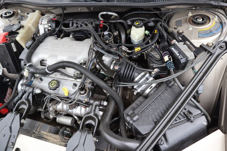 2002 Buick Century Custom Victory Motors of Colorado