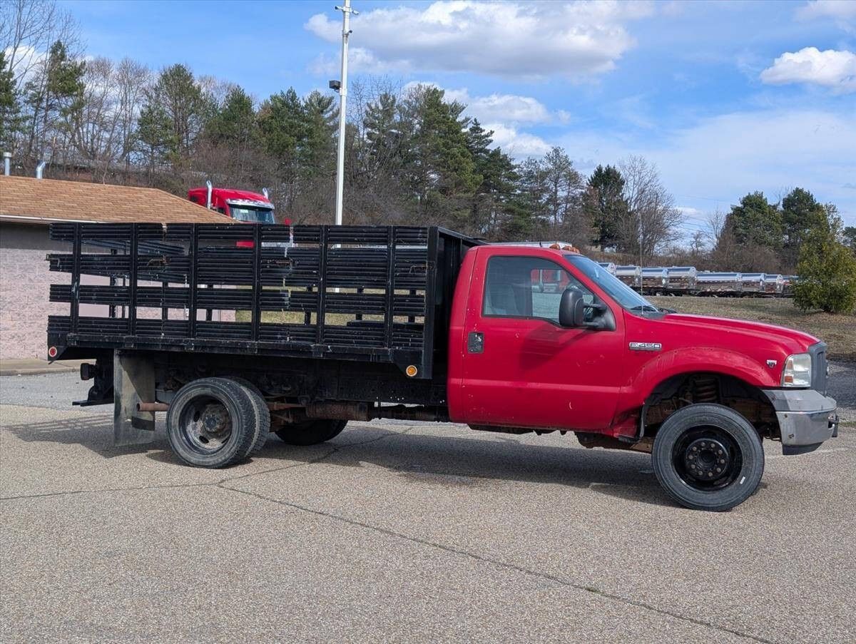 2005 Ford F-450 Super Duty 4