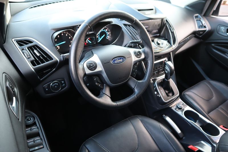STATE OF ESCAPE エクリプス（フリンジ） 2013 Ford Escape Titanium review notes