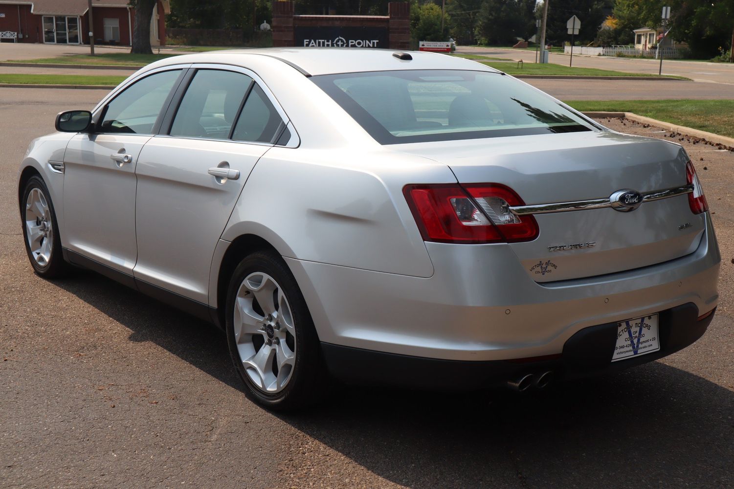 2012 Ford Taurus SEL | Victory Motors of Colorado