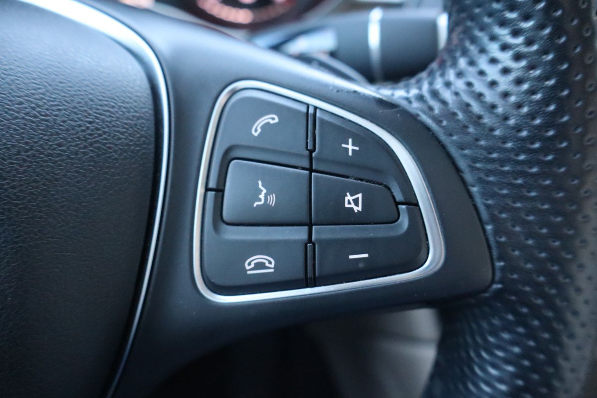 2018 Mercedes-Benz GLC 300 4MATIC