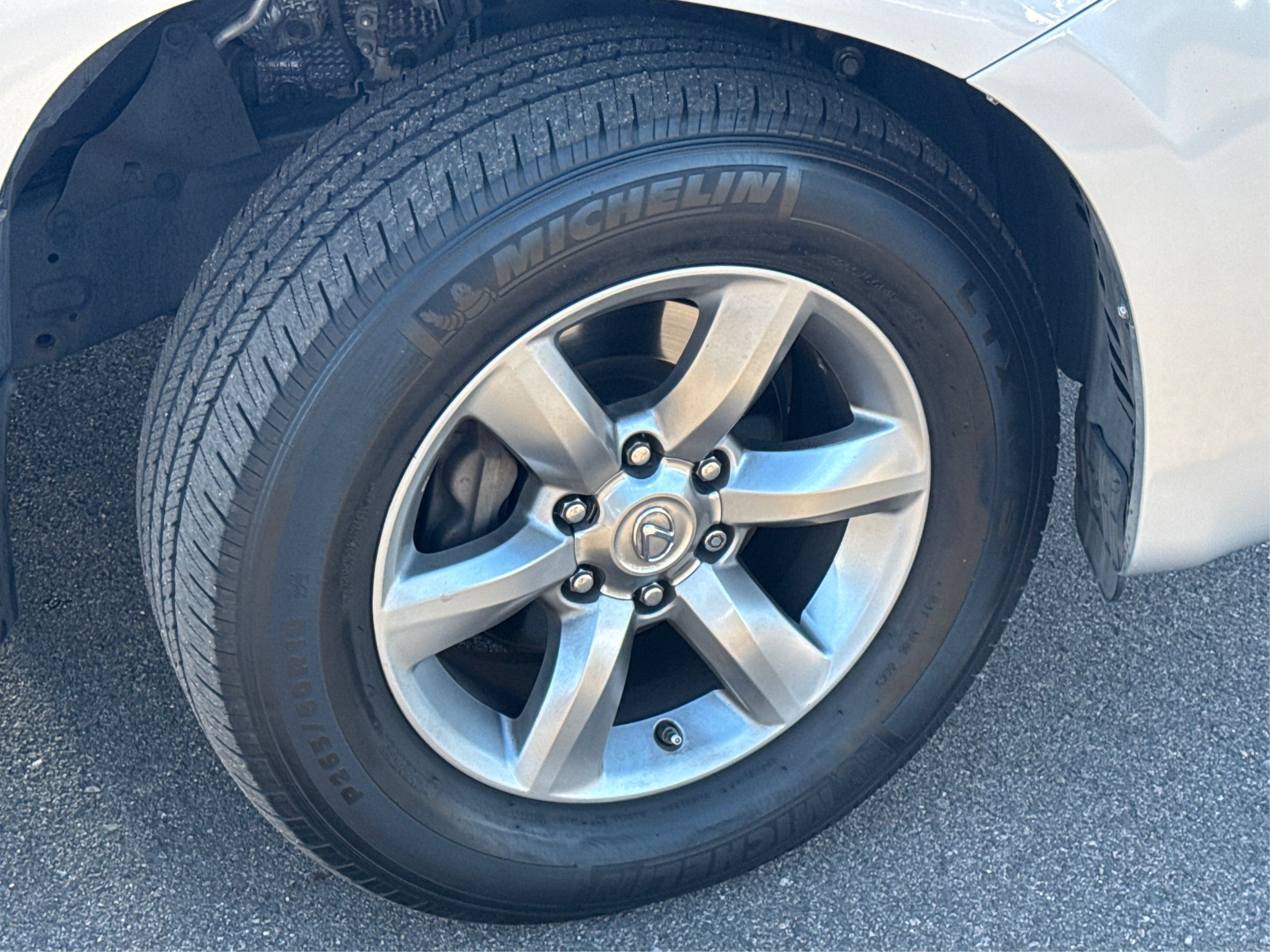 2012 Lexus GX 460 Premium photo 23