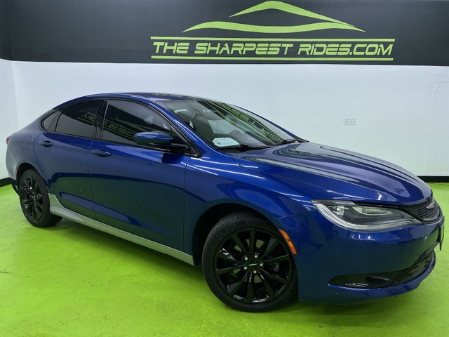 Blue 2016 Chrysler 200 Sedan Front-Wheel Drive Automatic