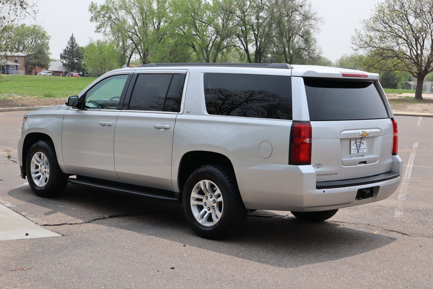 2018 Chevrolet Suburban LT 1500 | Victory Motors of Colorado