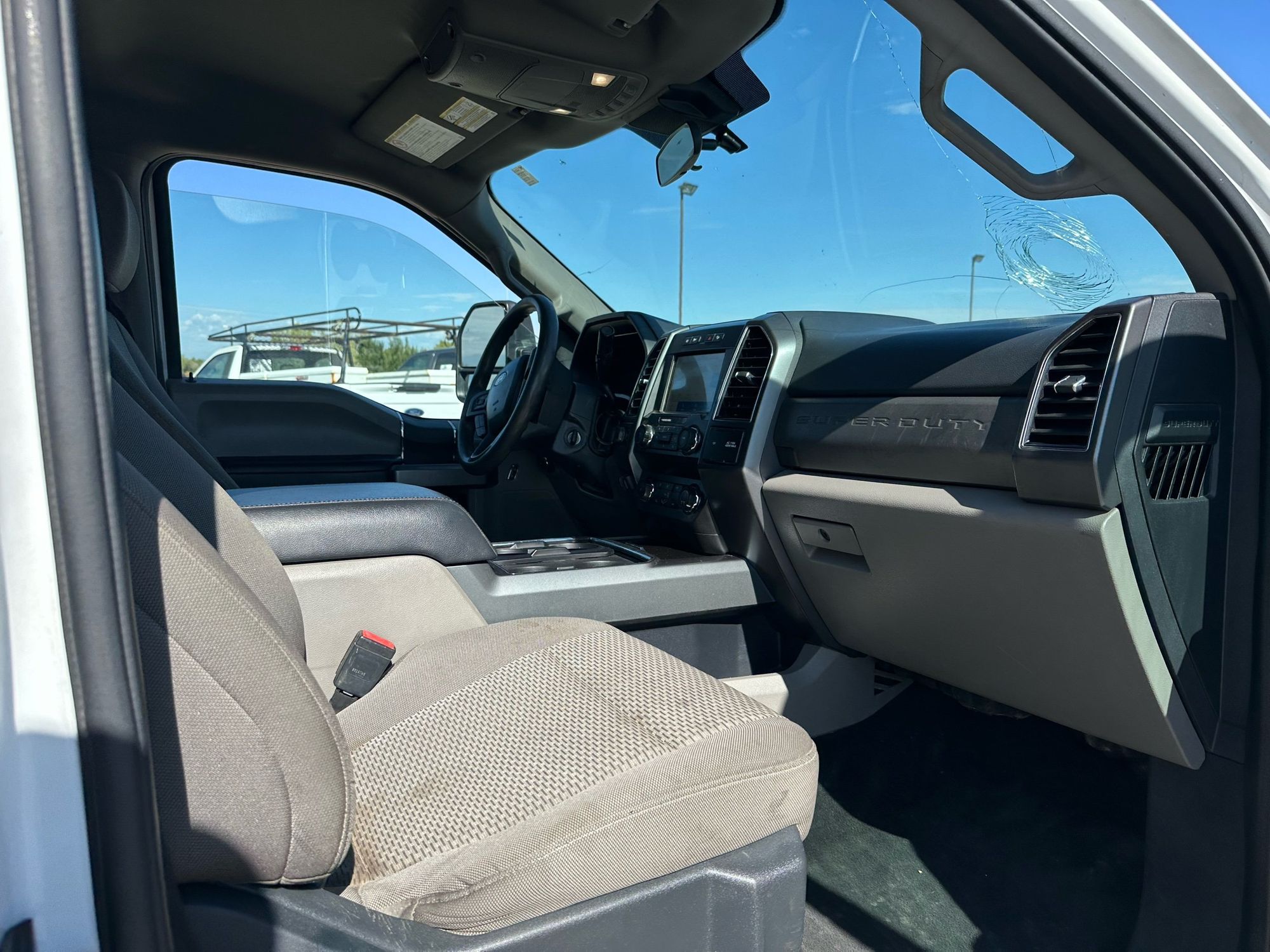 2022 Ford F-250 XLT photo 14