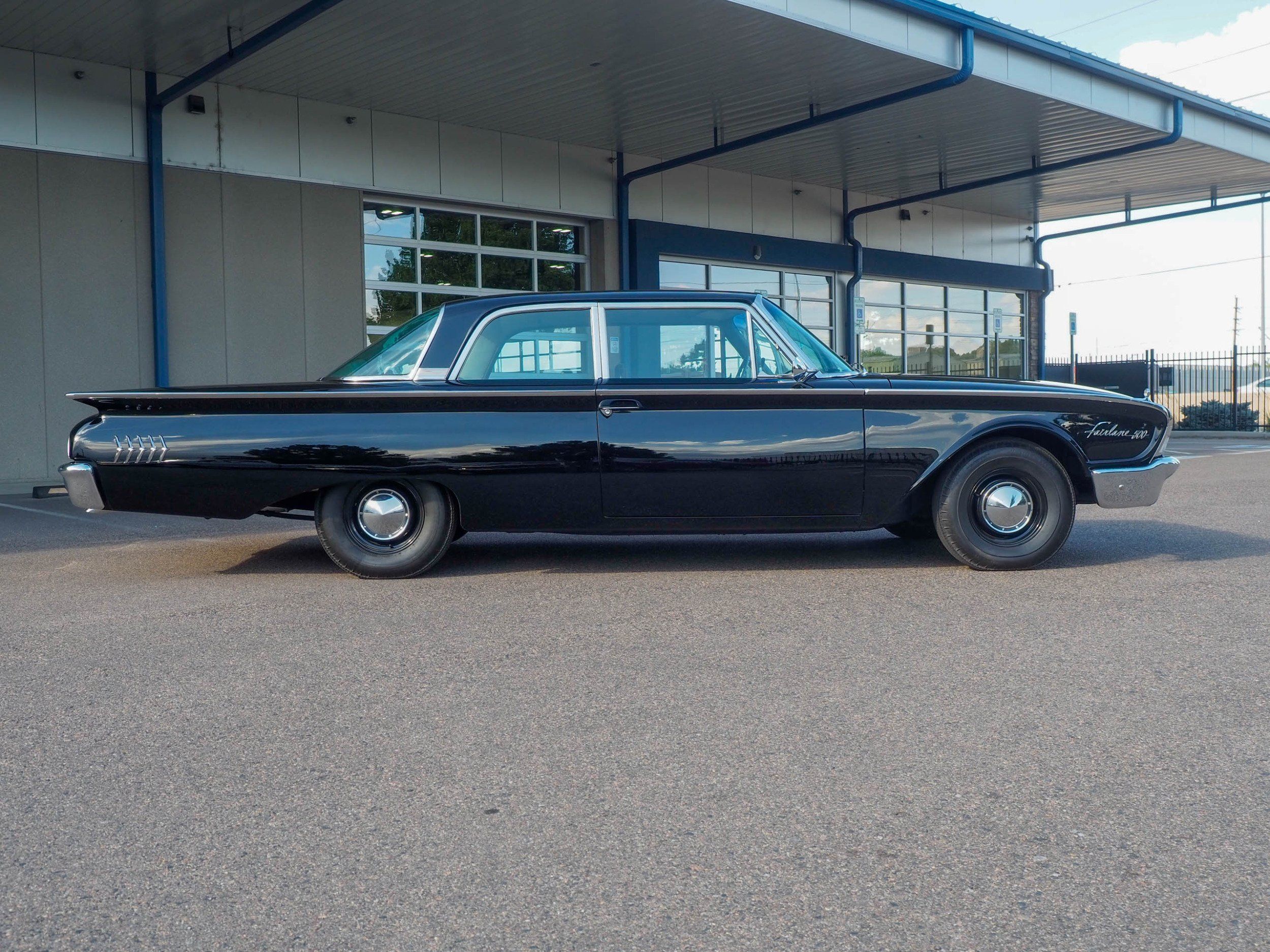 1960 Ford Fairlane Black 500