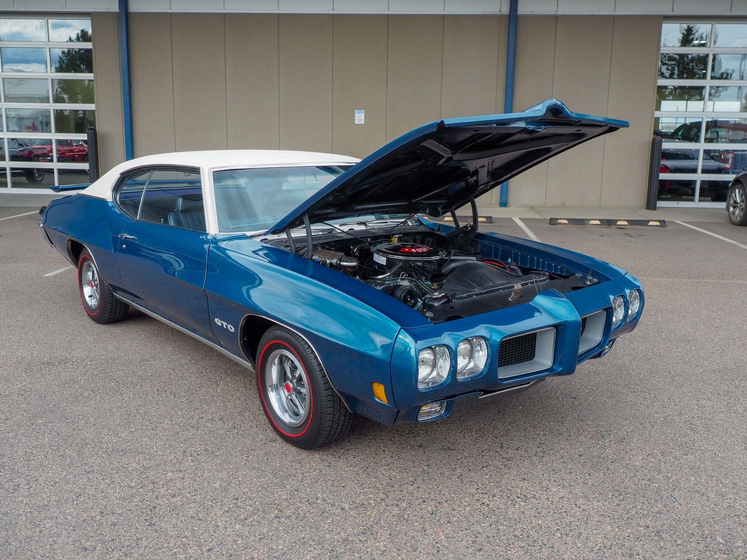 1970 Pontiac GTO Blue 
