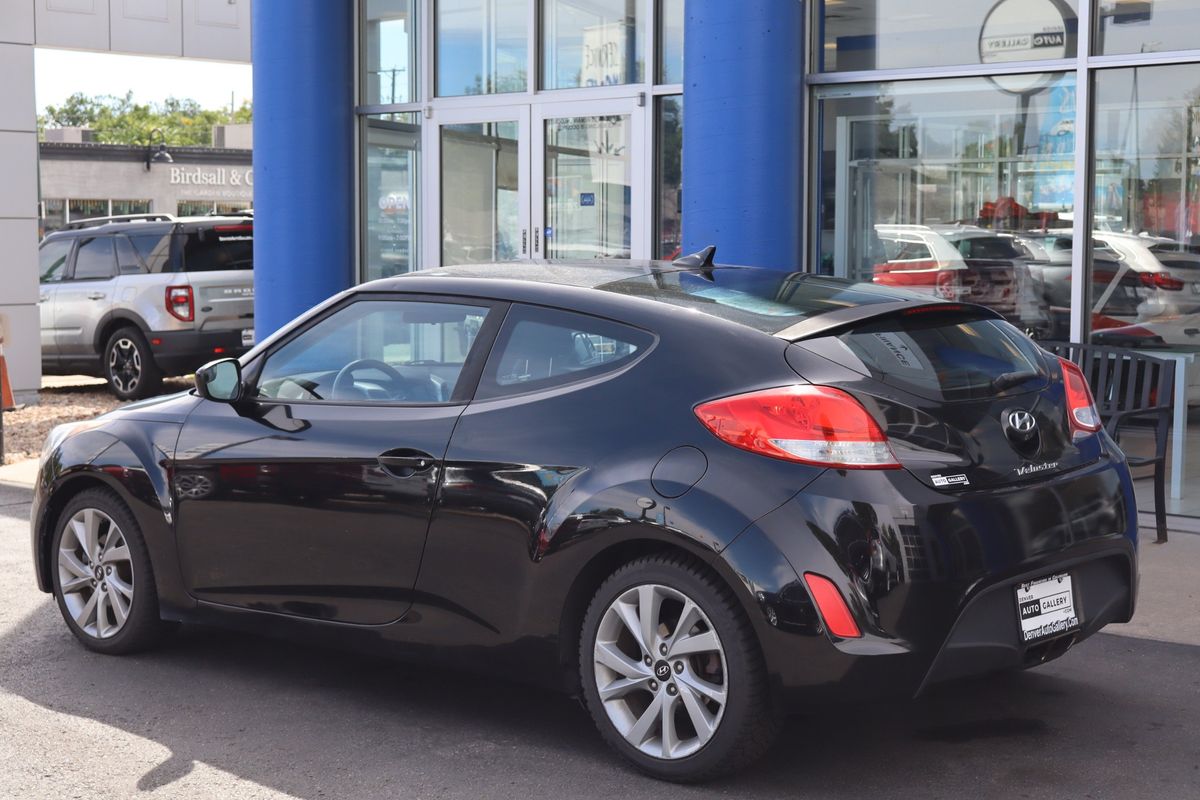 2017 Hyundai VELOSTER 