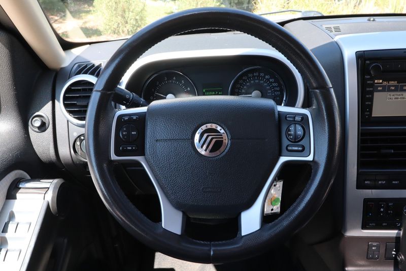 2007 Mercury Mountaineer Premier | Victory Motors of Colorado