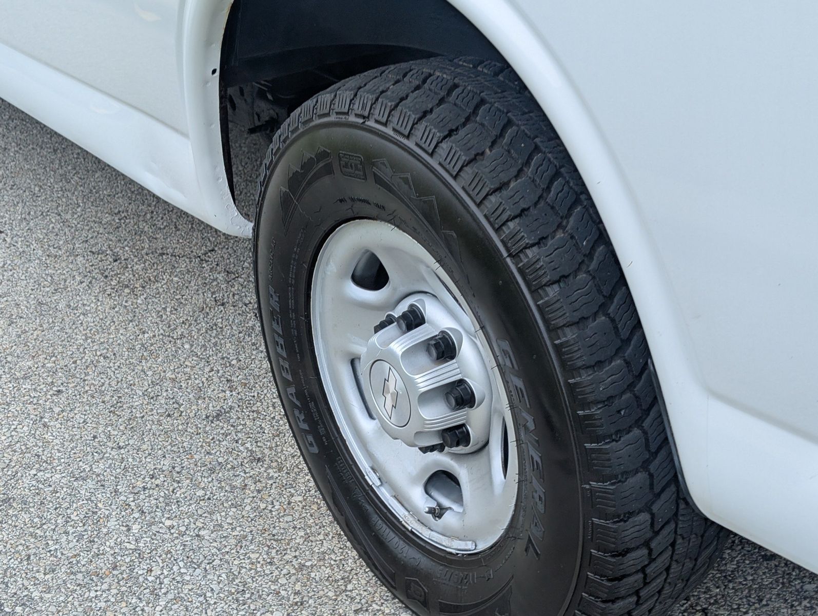 2019 Chevrolet Express 2500 90
