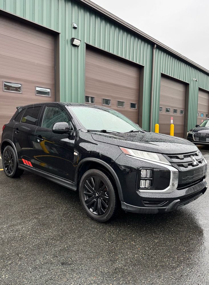 2020 Mitsubishi Outlander Sport photo 3