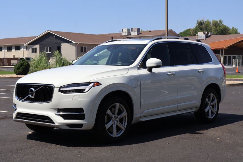 2016 Volvo XC90 T8 eAWD Momentum | Victory Motors of Colorado