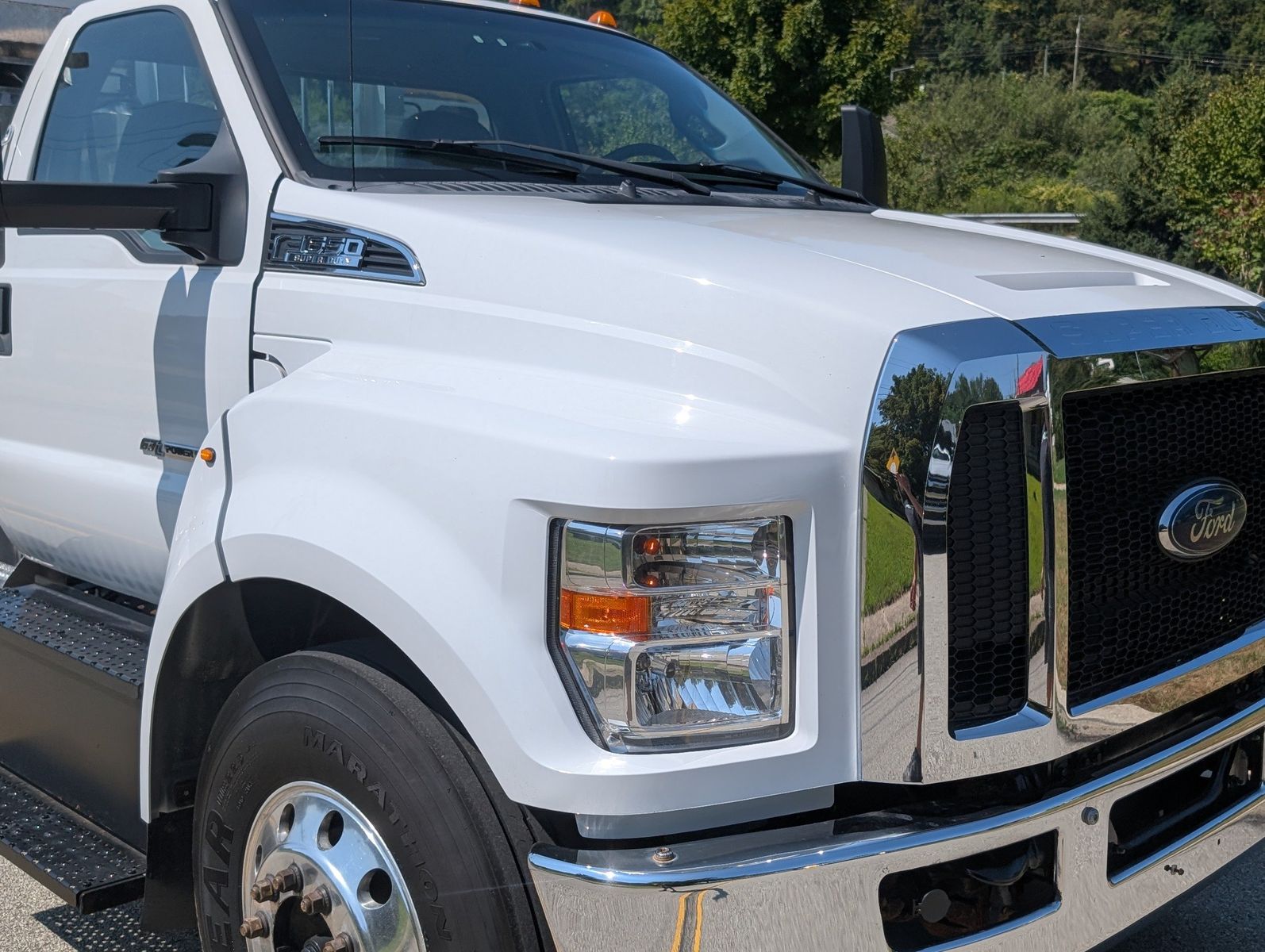 2018 Ford F-650 Super Duty 17