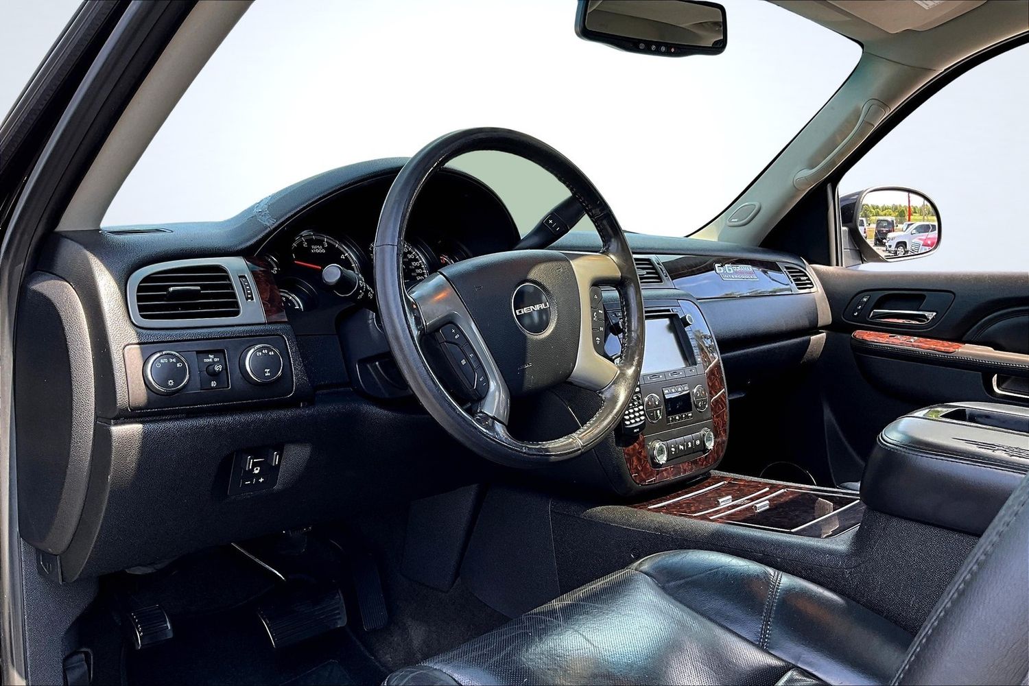 2011 Gmc Sierra Denali photo 13