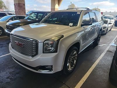 2016 GMC Yukon XL Denali's photo