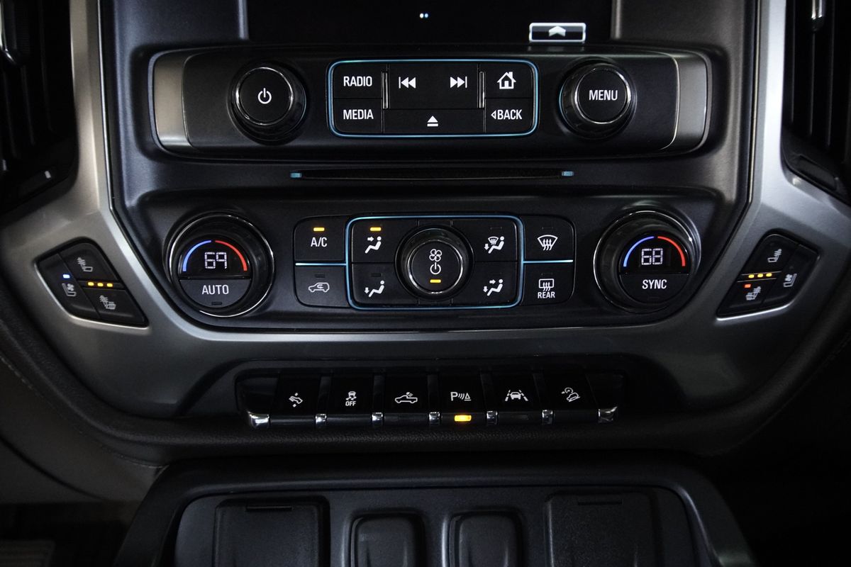 2018 Chevrolet Silverado 1500 2LZ