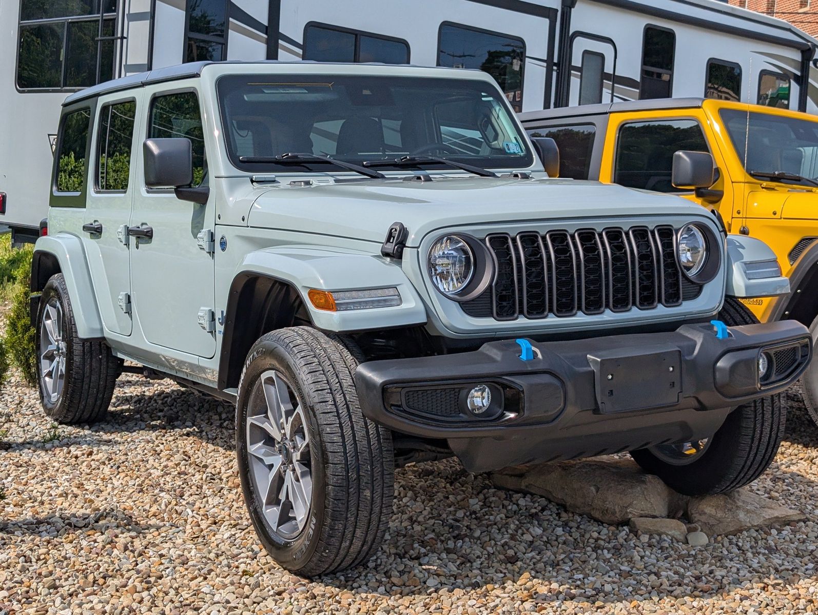 2024 Jeep Wrangler 4xe 77