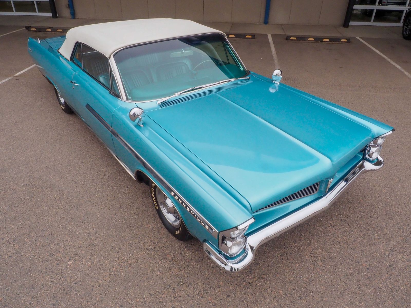 1963 Pontiac Bonneville 11