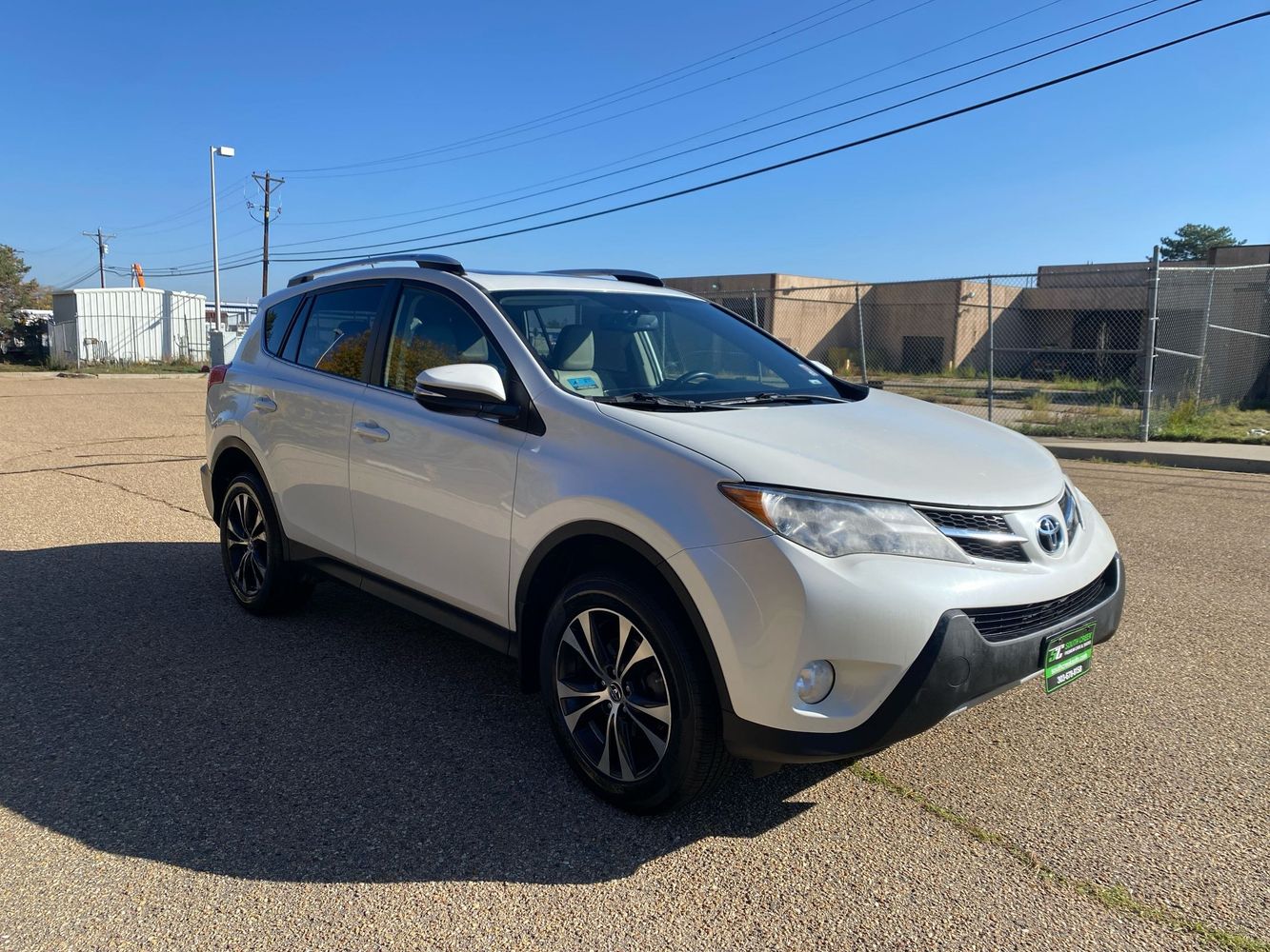 2015 Toyota RAV4 Limited photo 3