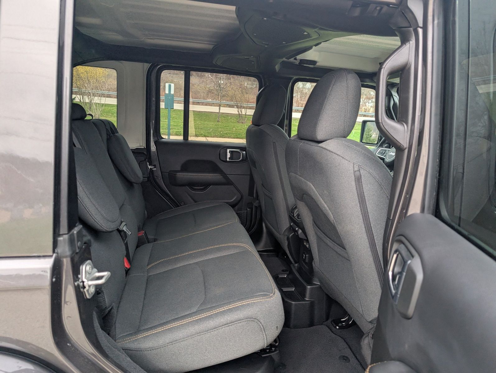 2025 Jeep Wrangler 4xe 44