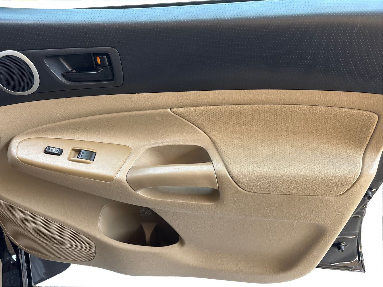 2011 Toyota Tacoma Base V6 photo 27