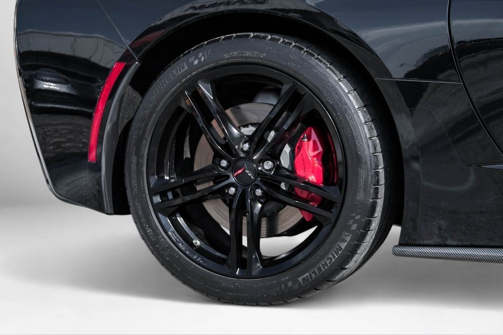 2017 Chevrolet Corvette Stingray 1LT photo 46