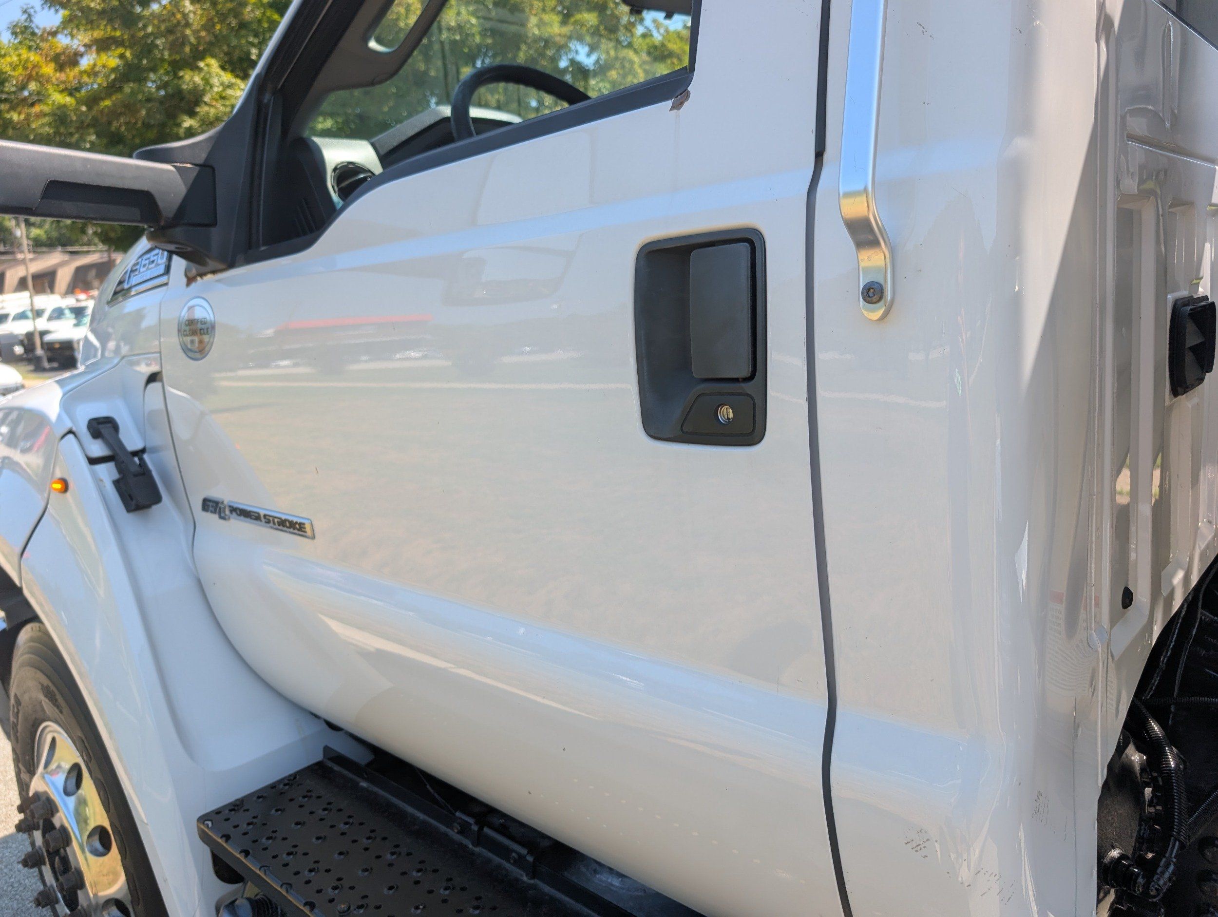 2018 Ford F-650 SuperCab photo 43