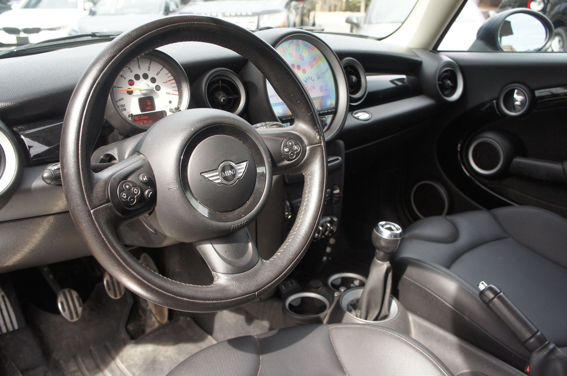 2014 Mini Clubman Base S photo 19