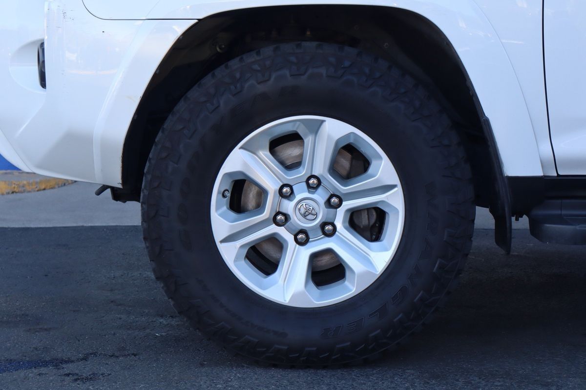 2019 Toyota 4Runner SR5