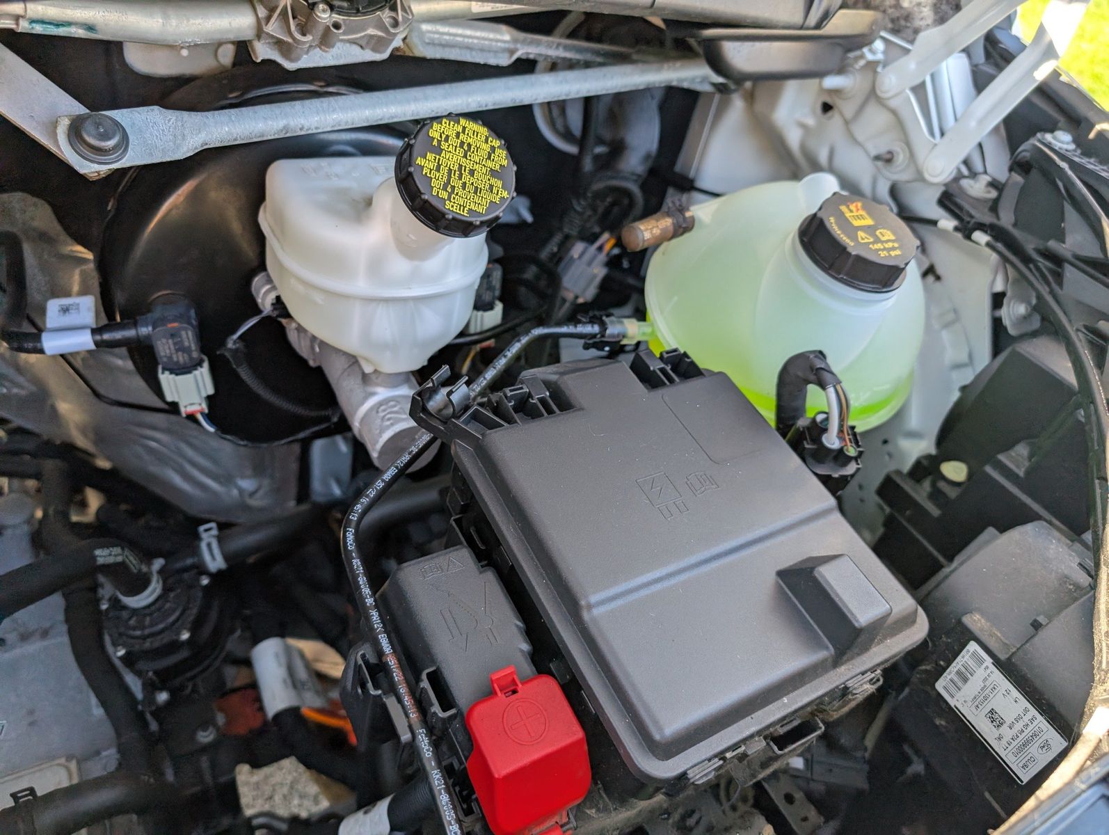 2023 Ford E-Transit-350 81