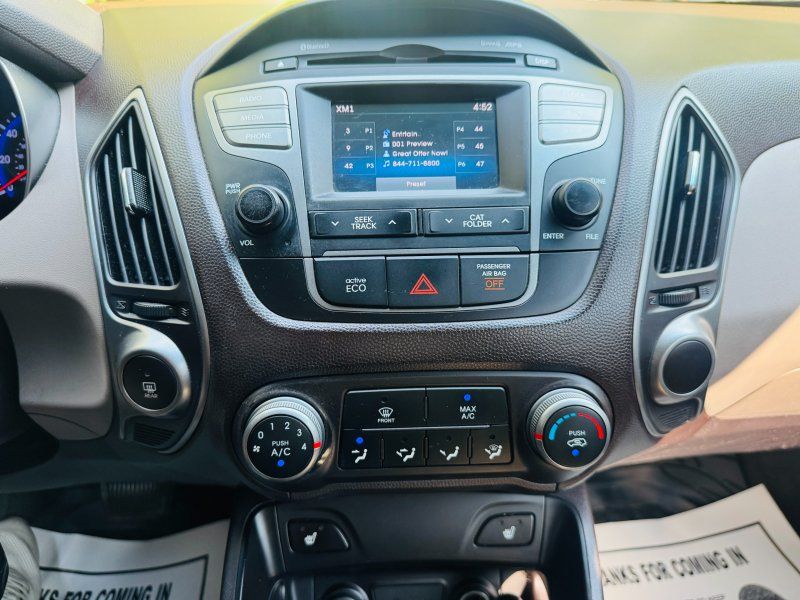 2015 Hyundai Tucson SE photo 13