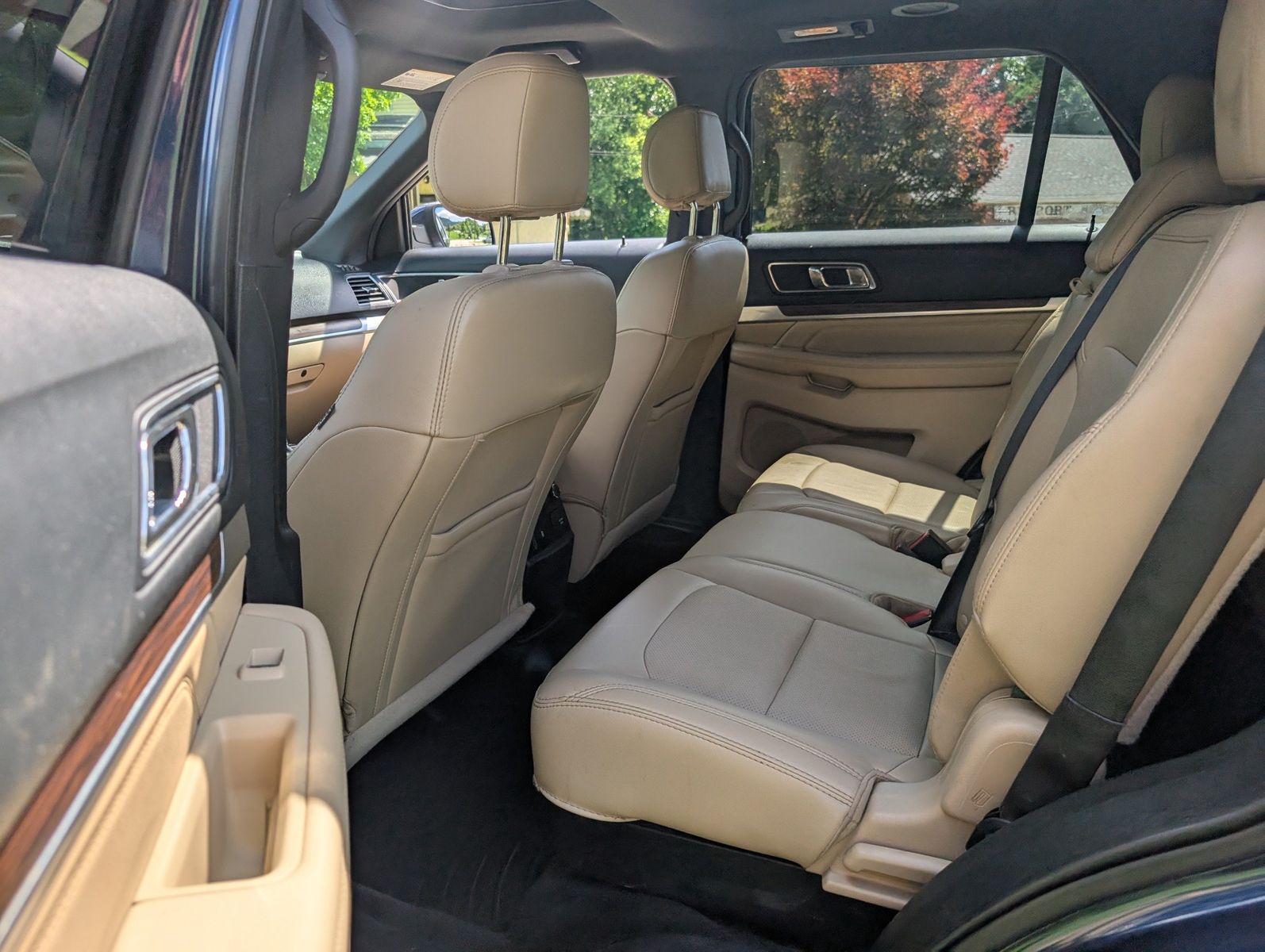 2017 Ford Explorer 59