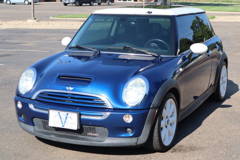 2004 MINI Cooper Photos