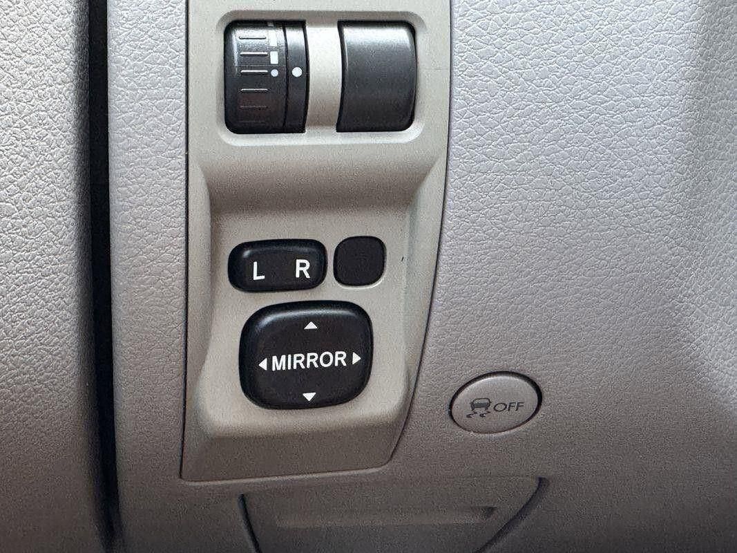 2009 Subaru Forester X Premium photo 12