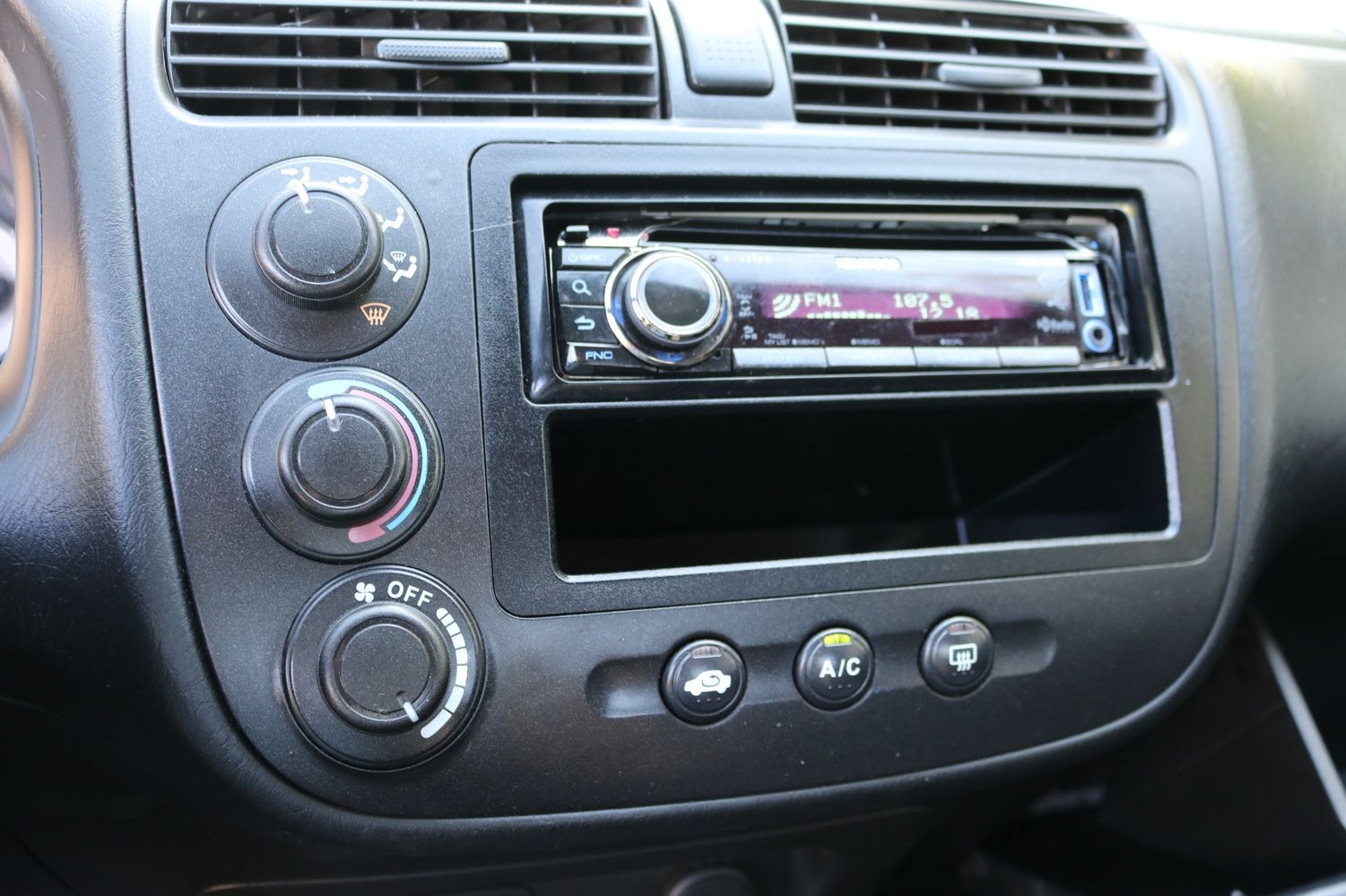 2001 Honda Civic LX | Victory Motors of Colorado