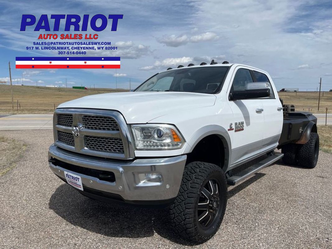 2016 RAM 3500 Laramie Crew Cab LB DRW 4WD