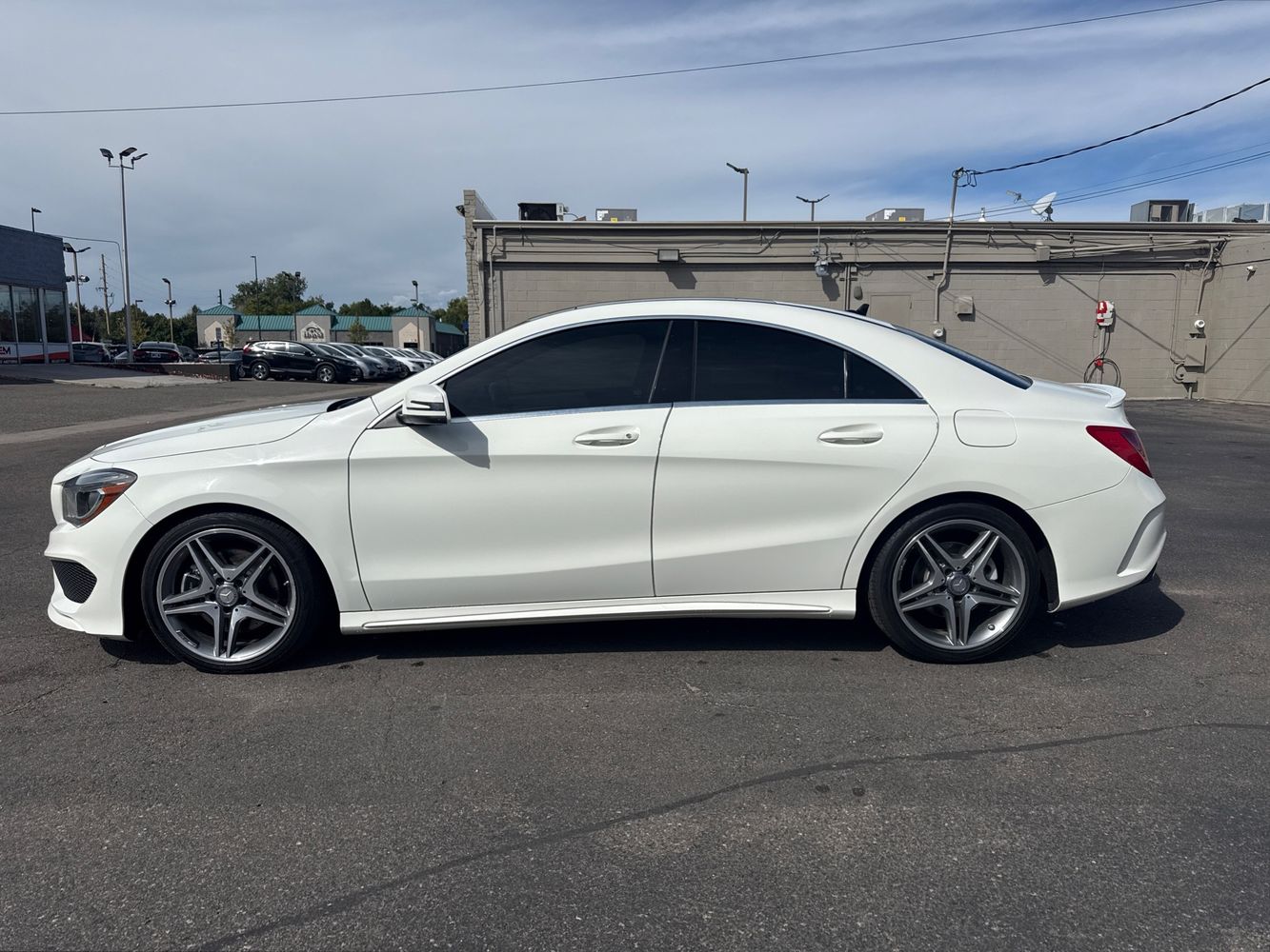 2015 Mercedes Benz CLA 250 photo 2