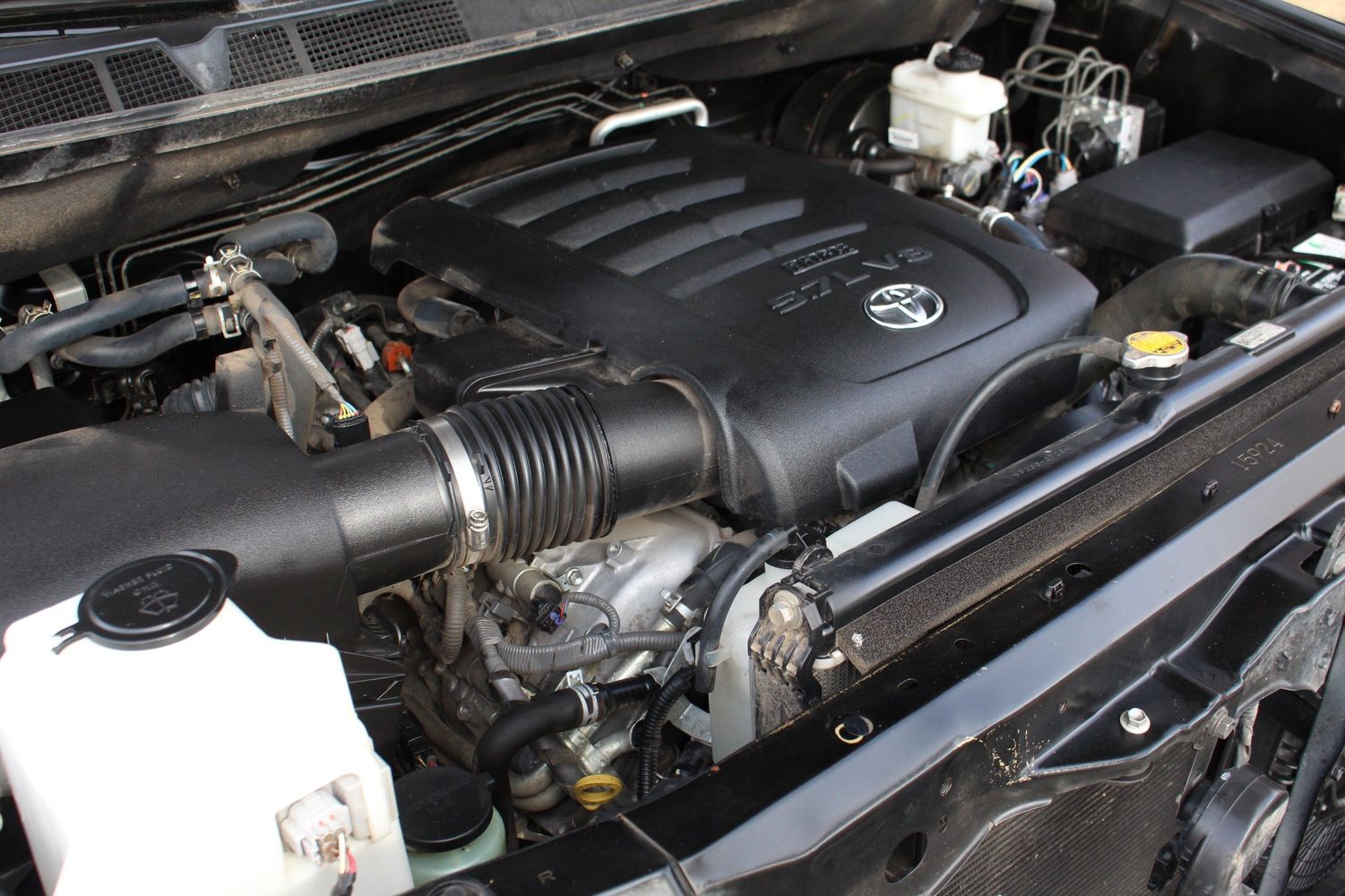 2015 Toyota Sequoia Platinum | Victory Motors of Colorado