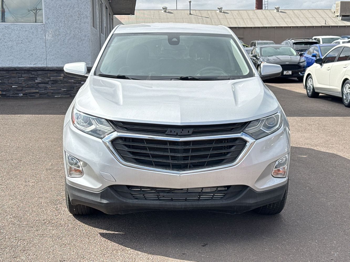 2021 Chevrolet Equinox LT photo 2